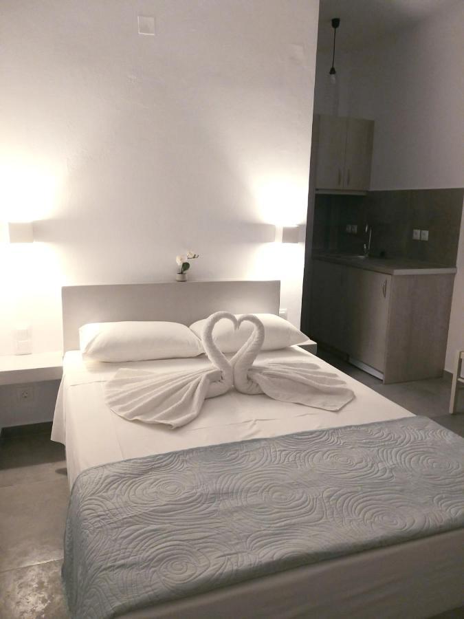 Mavrikou Helen Apartments Skyros Zewnętrze zdjęcie