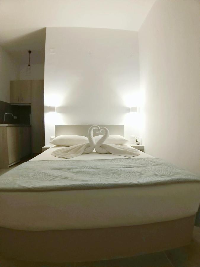 Mavrikou Helen Apartments Skyros Zewnętrze zdjęcie