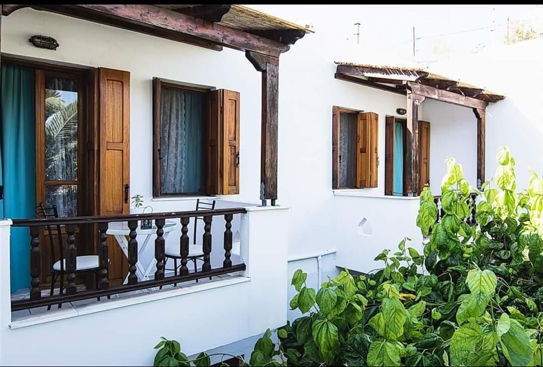 Mavrikou Helen Apartments Skyros Zewnętrze zdjęcie