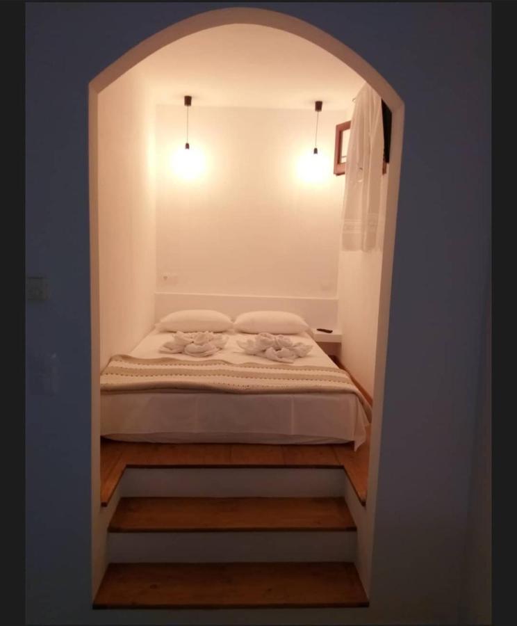 Mavrikou Helen Apartments Skyros Zewnętrze zdjęcie